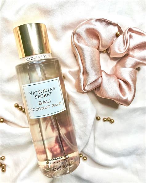 perfume de coco y vainilla victoria secret|victoria's secret coco chill.